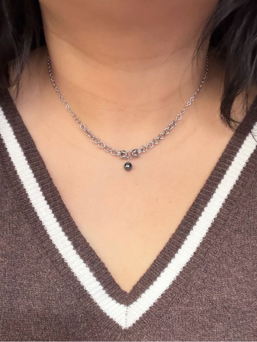 Dainty Chain Maille Stainless Steel
Choker Necklace with Hematite
Pendant